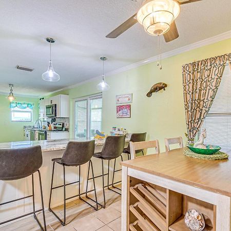 Waterfront Hernando Beach Home With Dock And Hot Tub! Luaran gambar