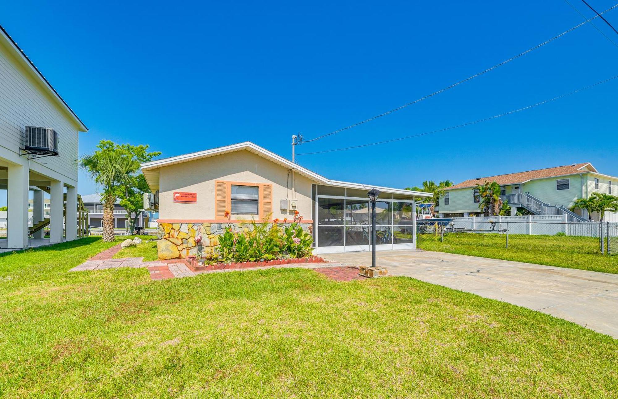 Waterfront Hernando Beach Home With Dock And Hot Tub! Luaran gambar