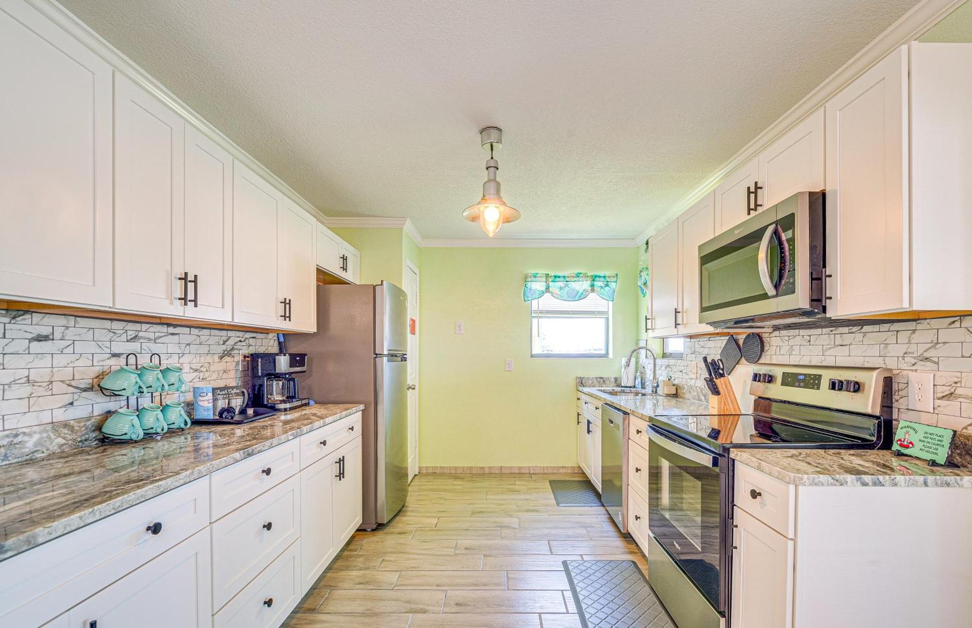 Waterfront Hernando Beach Home With Dock And Hot Tub! Luaran gambar