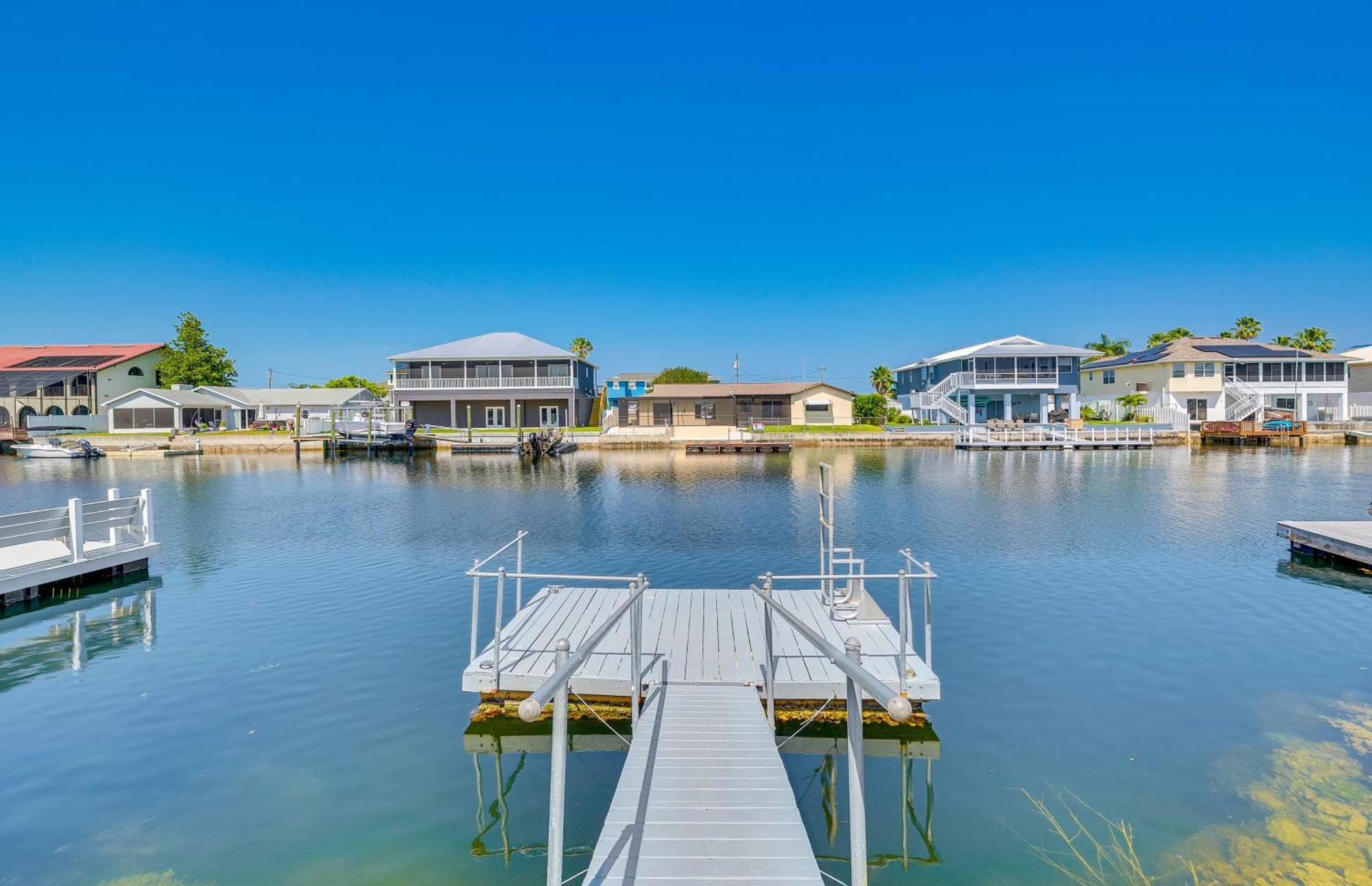 Waterfront Hernando Beach Home With Dock And Hot Tub! Luaran gambar