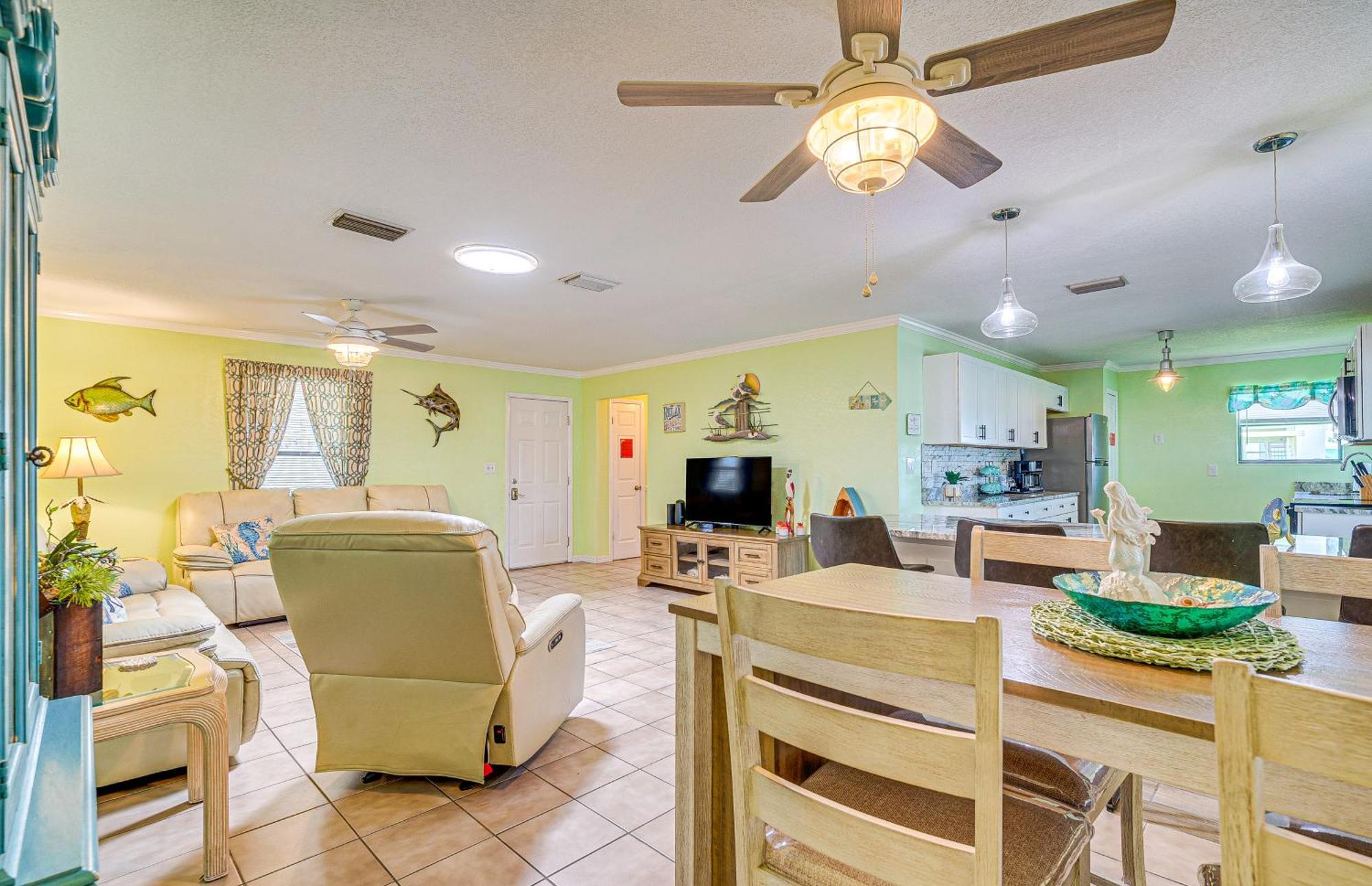 Waterfront Hernando Beach Home With Dock And Hot Tub! Luaran gambar